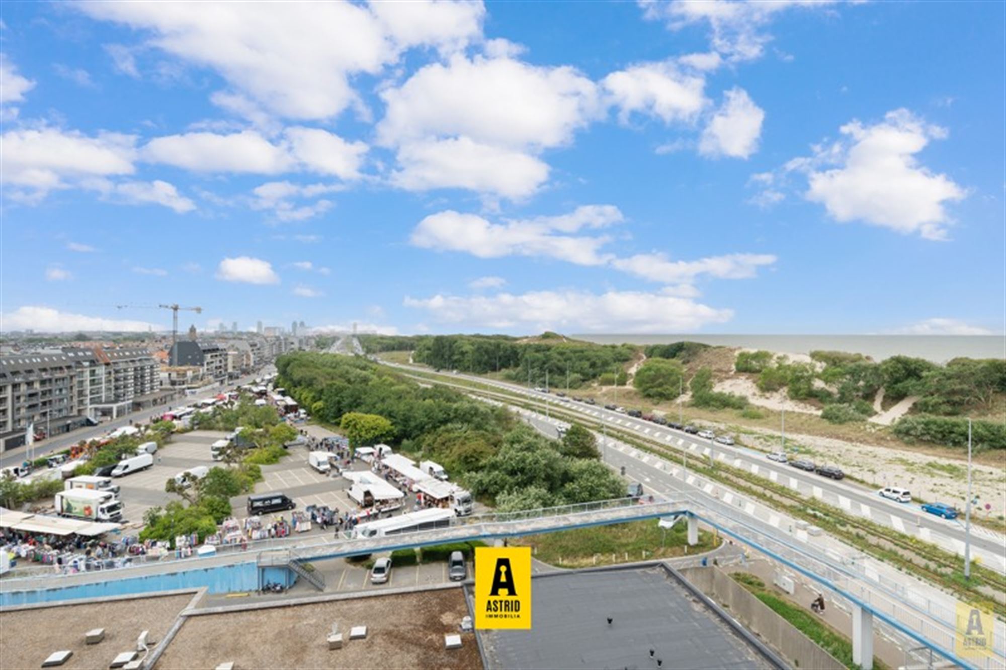 Uitzonderlijk aanbod! Duplexappartement op topligging met open zeezichten en riant zonne(dak)terras! foto 3