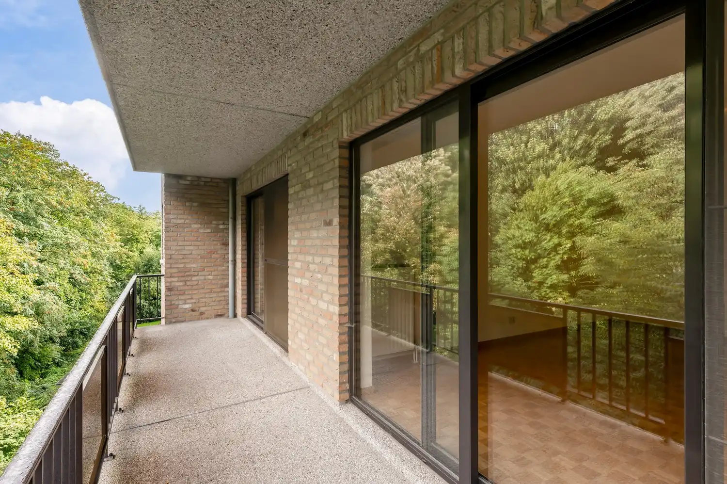 Ruim en lichtrijk appartement (ca. 145 m²) met uitzicht op de stadsvesten van Lier. foto 21