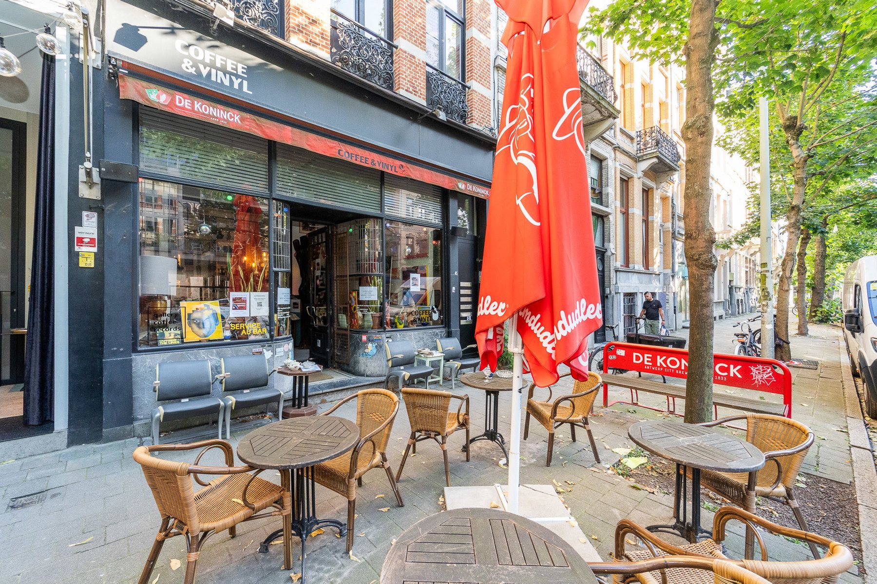 Horeca opportuniteit op ’t Zuid, dé Volkstraat foto {{pictureIndex}}