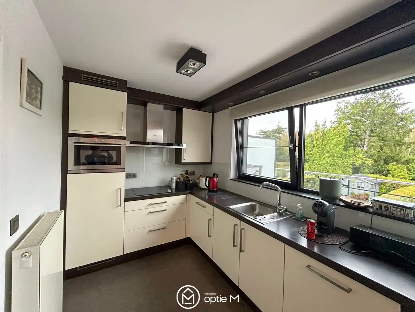 Lichtrijk appartement te huur in Tienen – met twee parkeerplaatsen en ruim terras foto 4