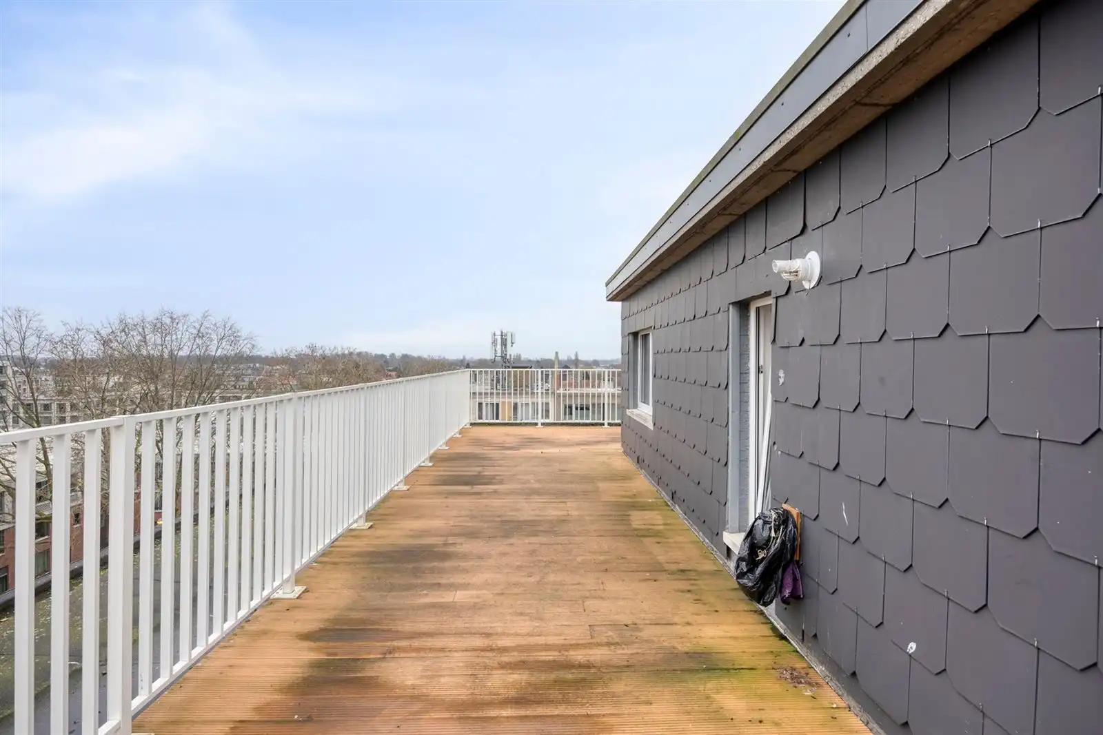 Penthouse met 1 slaapkamer op de 7de verdieping – Welkom op je privé-eiland
 foto 17