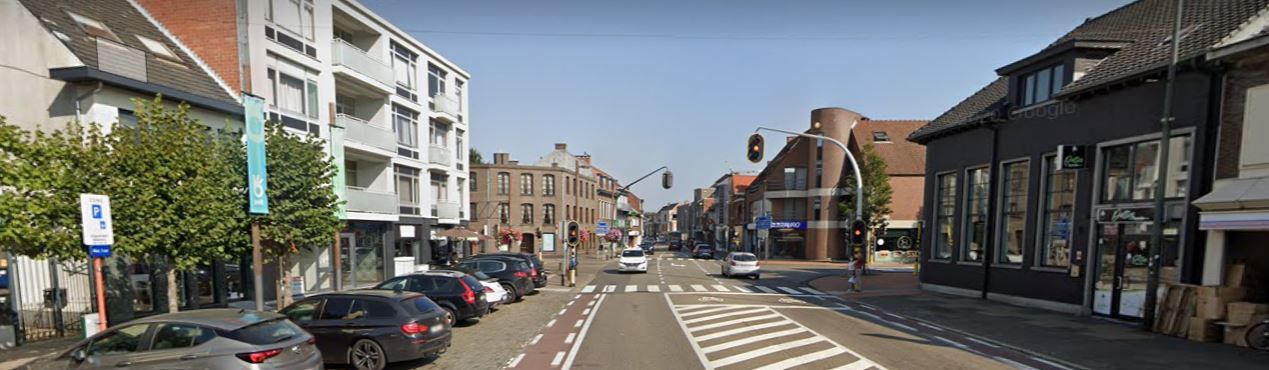 Ruim commercieel pand Neerpelt ca. 565m² foto 2