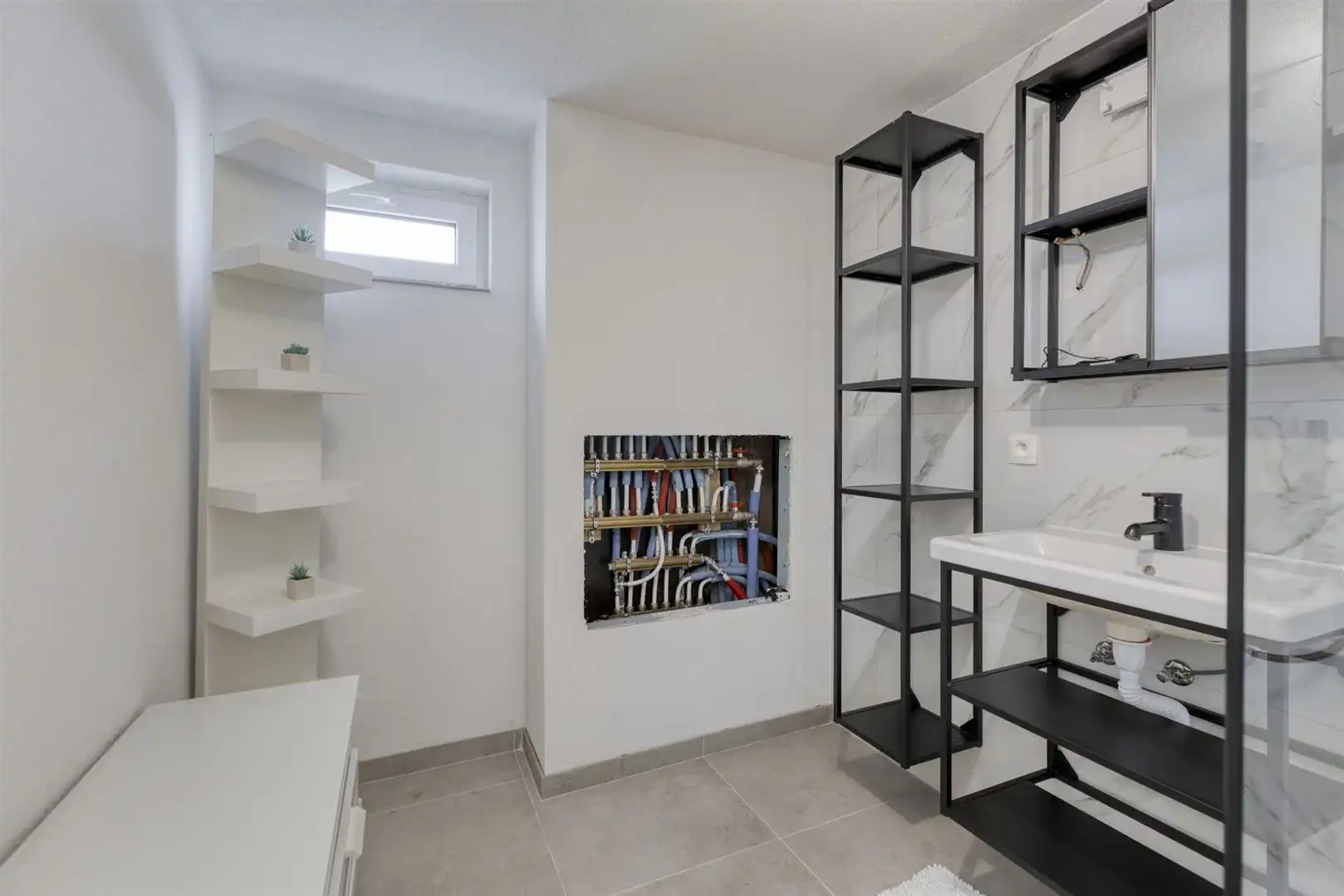 TE KOOP: Gerenoveerde woning met 3 slaapkamers te Houthalen! foto 14