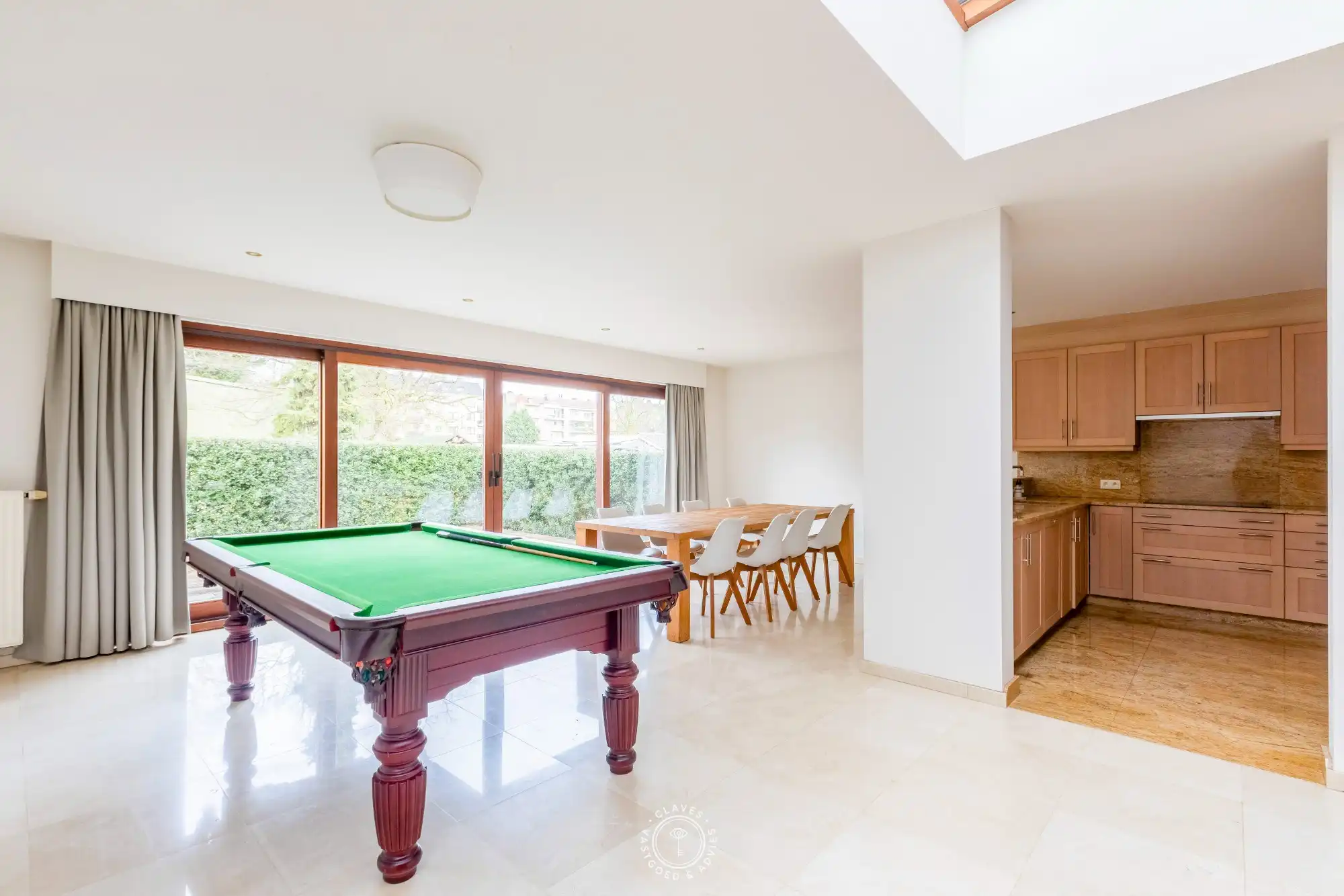 Kwalitatief appartement met inpandige garage foto 3