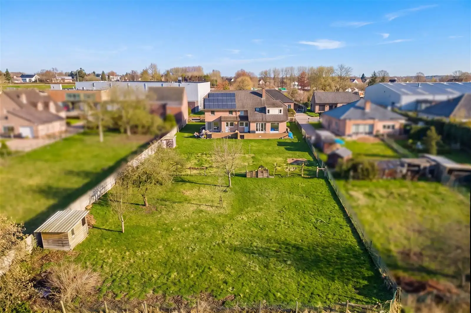 Rustig gelegen gezinswoning met tuin op 12are90 foto 21