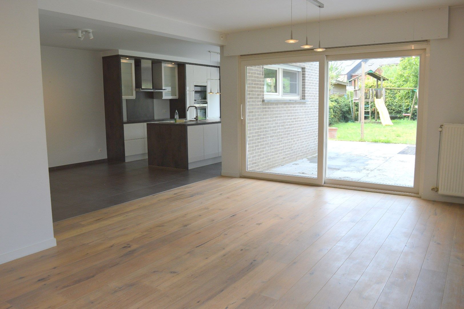 Mooie half open bebouwing met tuin, garage en 3 slaapkamers in Wevelgem foto 3