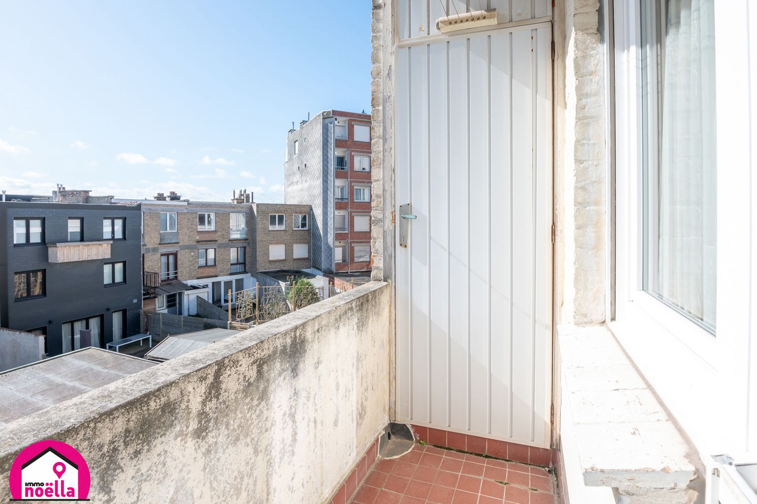 TE KOOP RUIM APPARTEMENT MET 2 SLAAPKAMERS TE WESTENDE foto 19