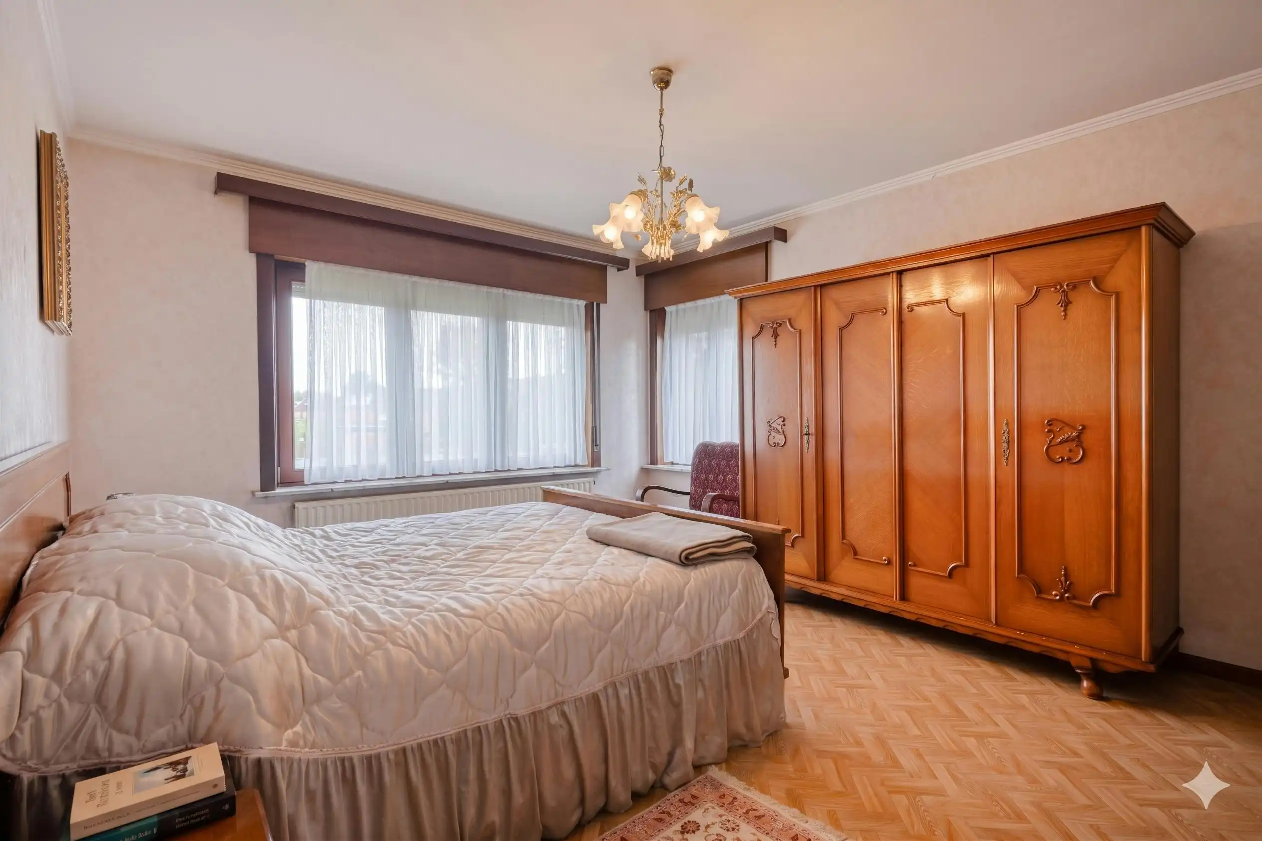 Ruime woning met 3 slaapkamers en grote tuin te koop! foto 9