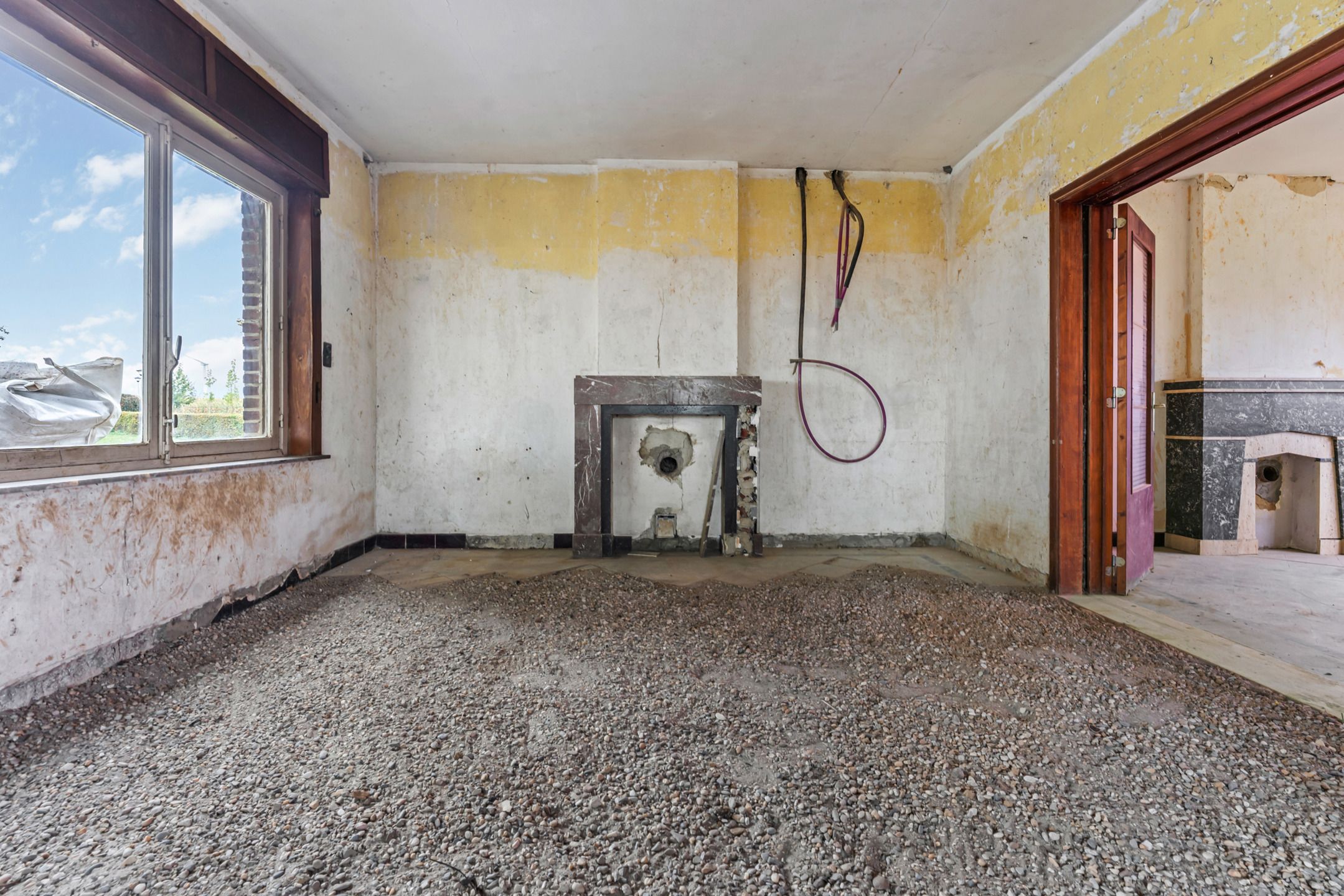 Te renoveren woning op 12a85ca te Valmeer foto 5