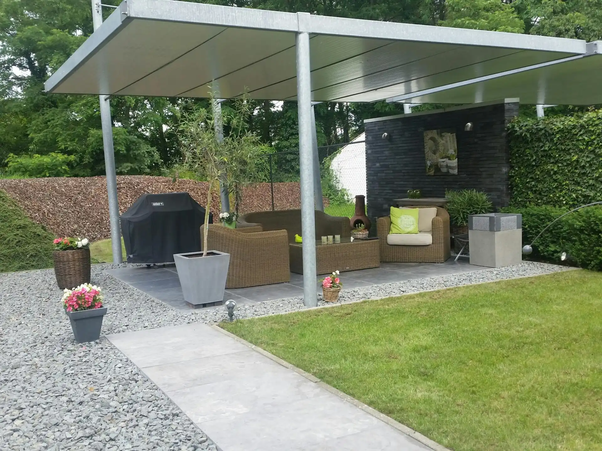Moderne halfopen woning met 3 slaapkamers foto 22