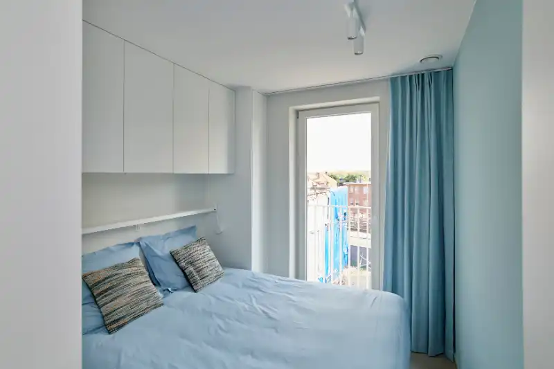 PRACHTIG RECENT NIEUWBOUWAPPARTEMENT  OP DE ZEEDIJK foto 9