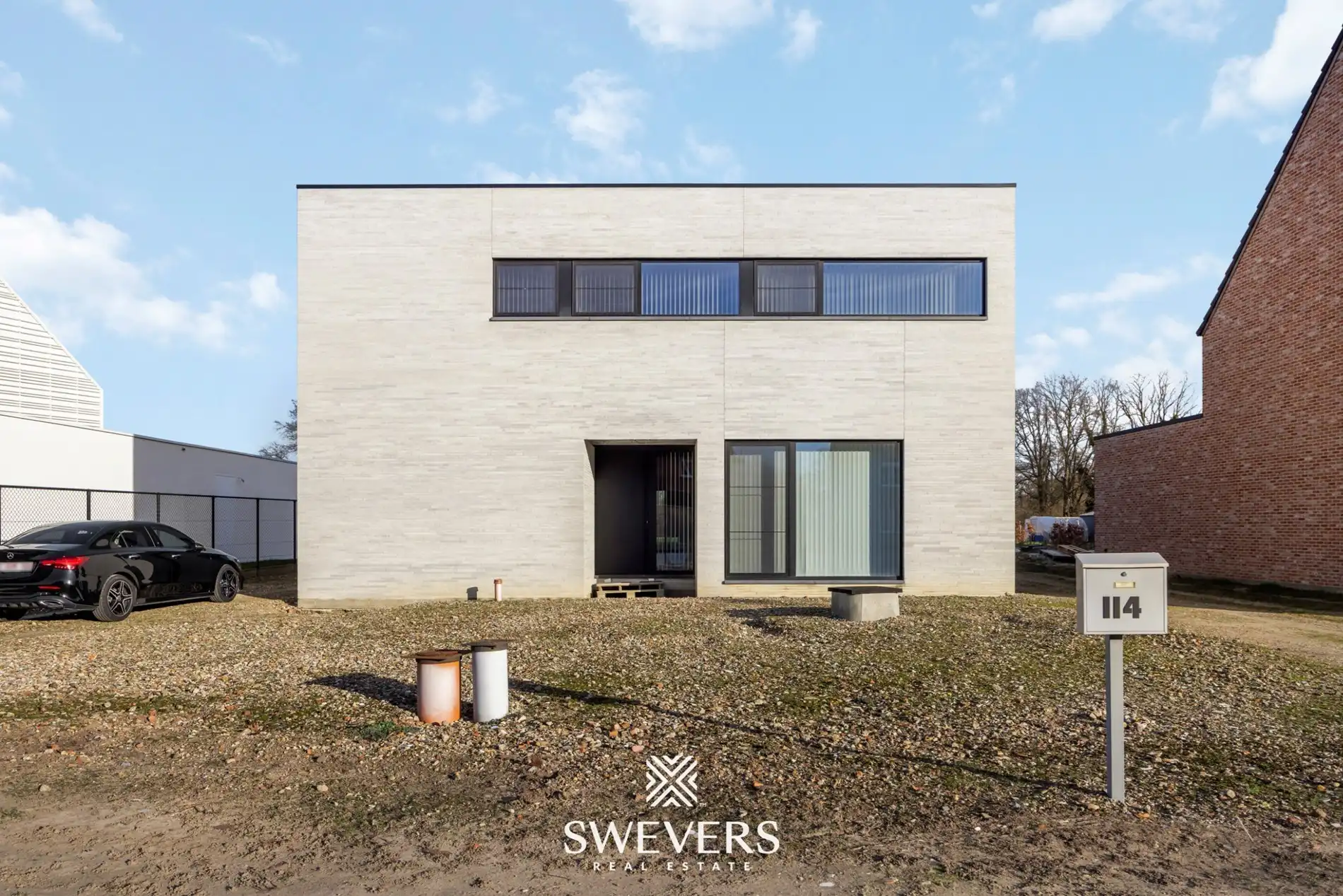 Exclusieve luxe villa (2023) met 6 slaapkamers op riant perceel in Zonhoven foto 2