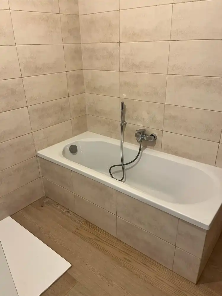 Stijlvol appartement met overdekt terras in Molenbeersel (momenteel verhuurd) foto 6
