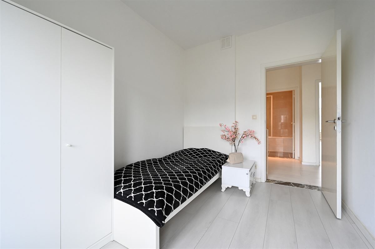 Mooi 2 slaapkamer appartement in het Valaar foto 18