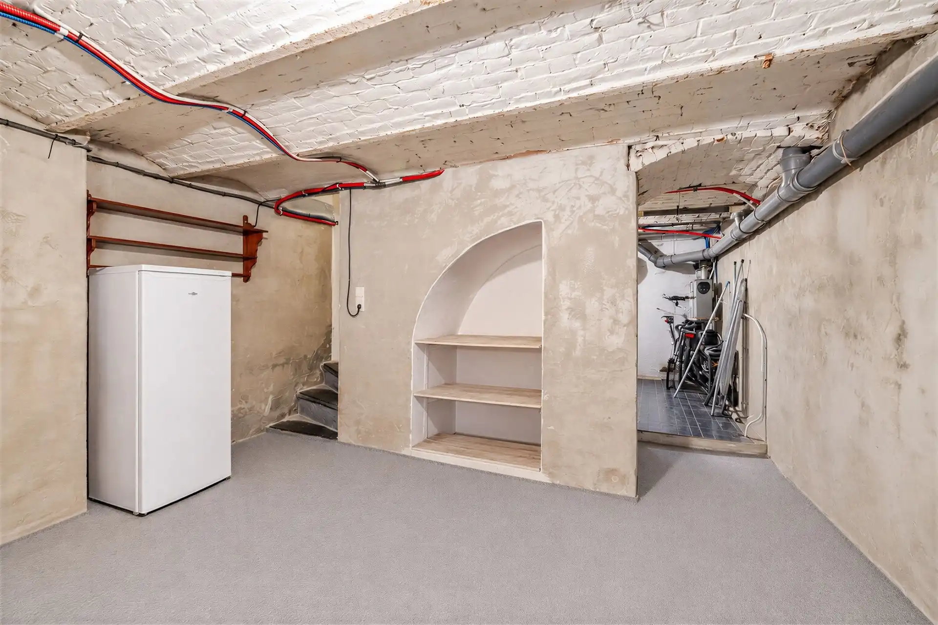 Gunstig gelegen rijwoning met 4 slaapkamers foto 20