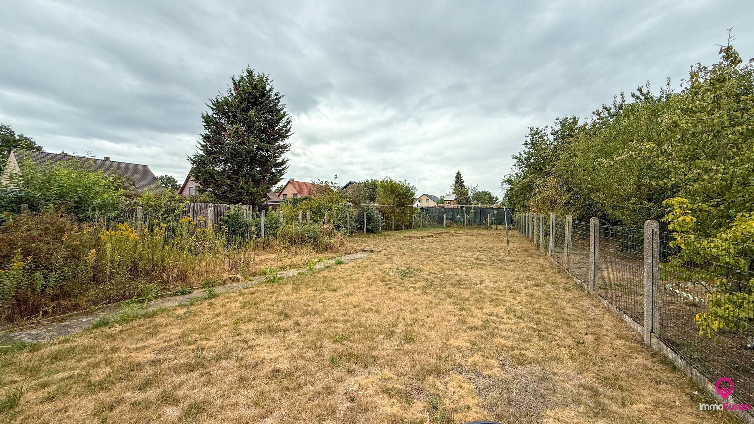 Te vernieuwen woning met 4 slaapkamers en zonnige tuin! foto 29