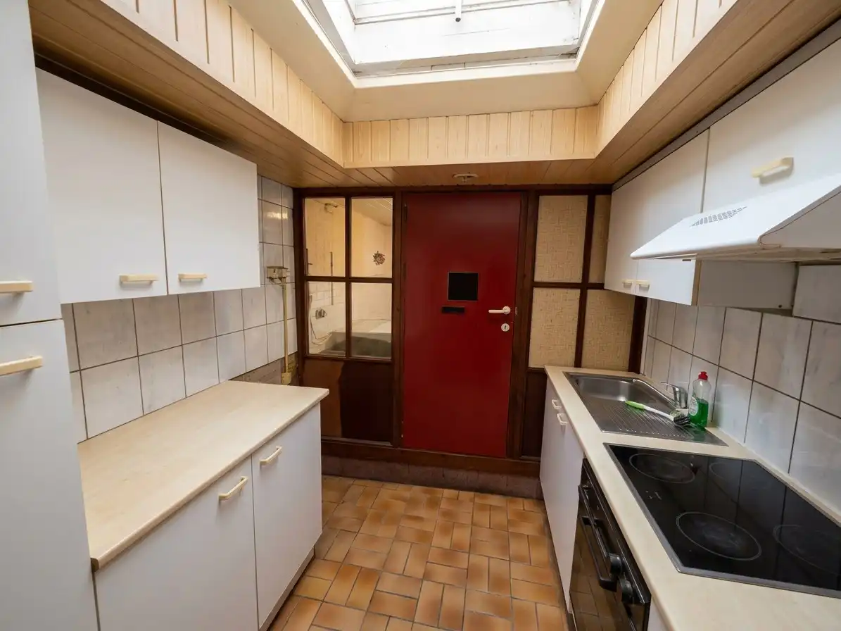 Te renoveren rijwoning op topligging! foto 4