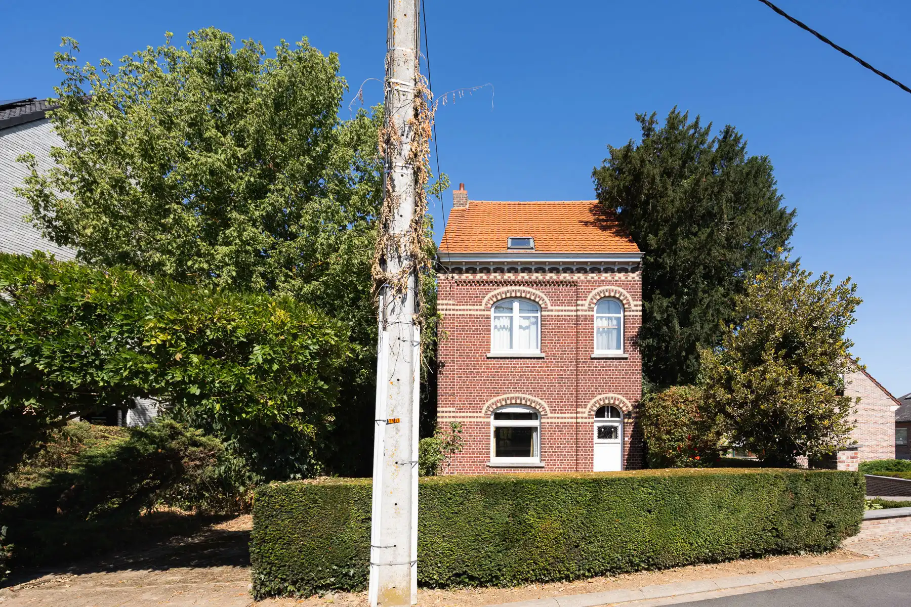 Hoofdfoto van de publicatie: Charmante open bebouwing met fantastische tuin op toplocatie