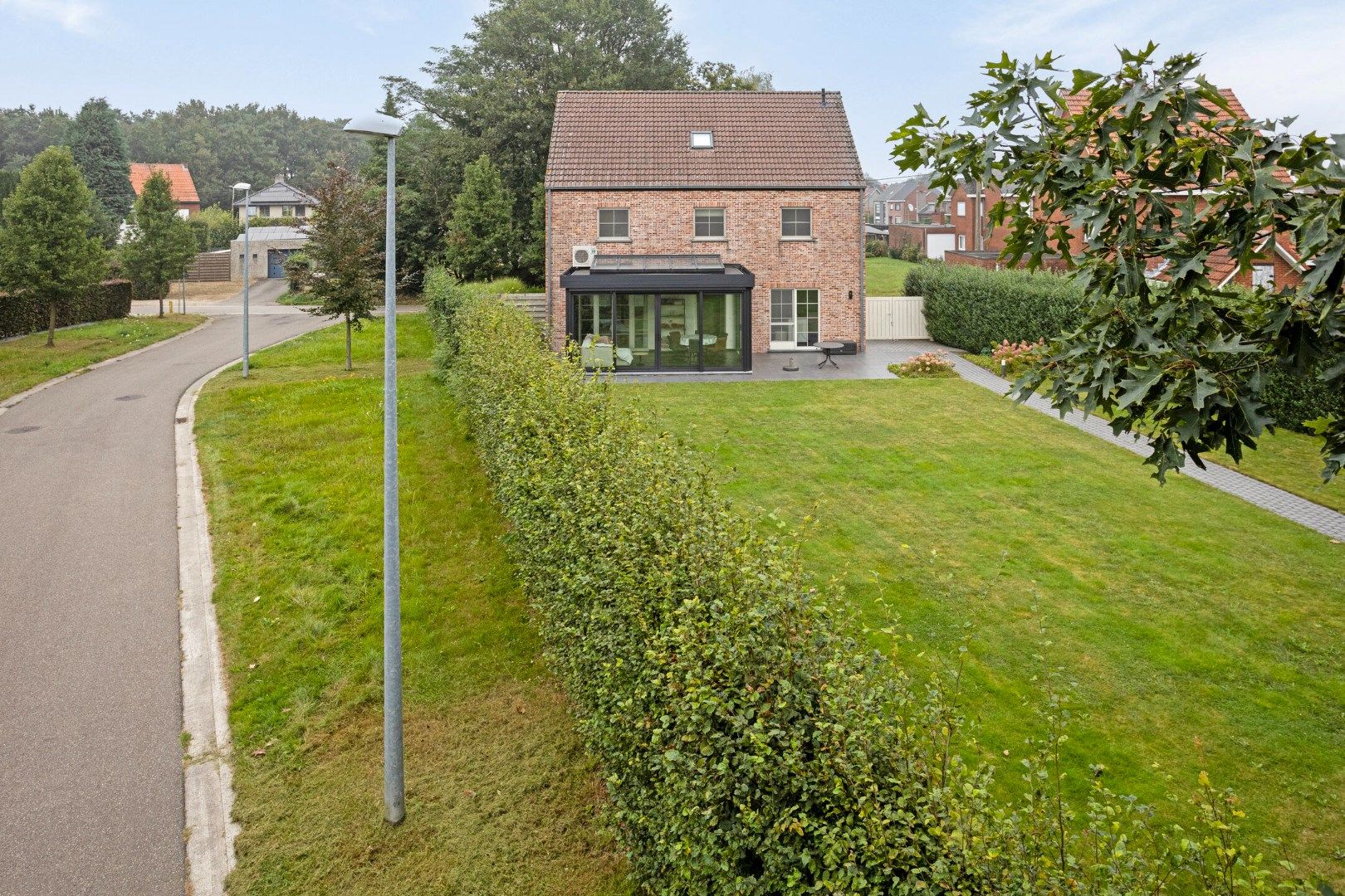 Ruim ingedeelde woning op een mooi zuidgeoriënteerd perceel te Millegem. foto 36