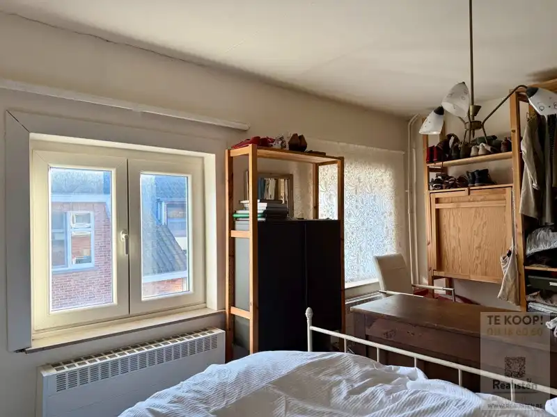 2 Appartementen + 4 winkels foto 18