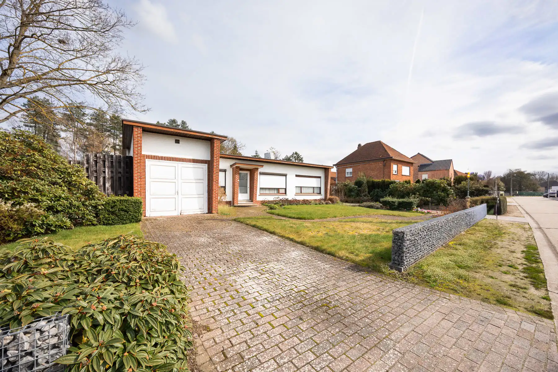 Goed onderhouden bungalow in rustige buurt foto 2