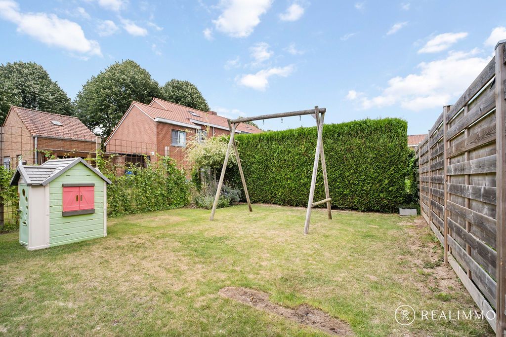 Gerenoveerde woning in rustige straat! foto 22