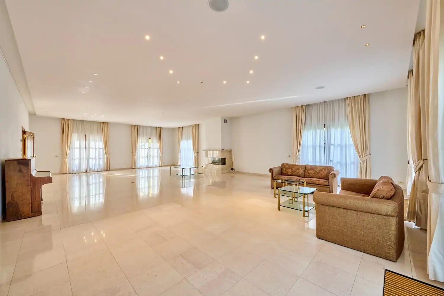 Exclusieve villa op toplocatie – een oase van rust en comfort nabij Maasmechelen en Genk foto 9