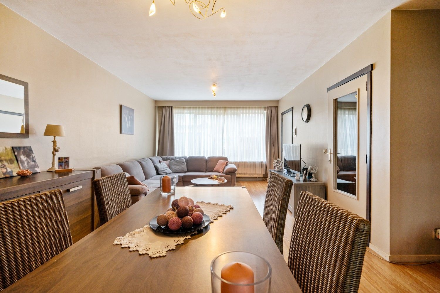 Gunstig gelegen appartement met 2 slaapkamers nabij station te Lier foto 5