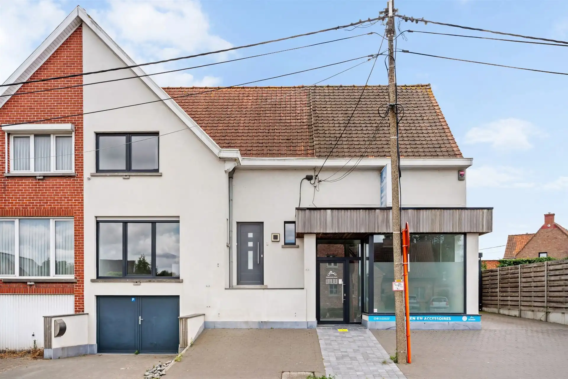 Grote HOB met garage + atelier, en 5 SLK.  foto 2