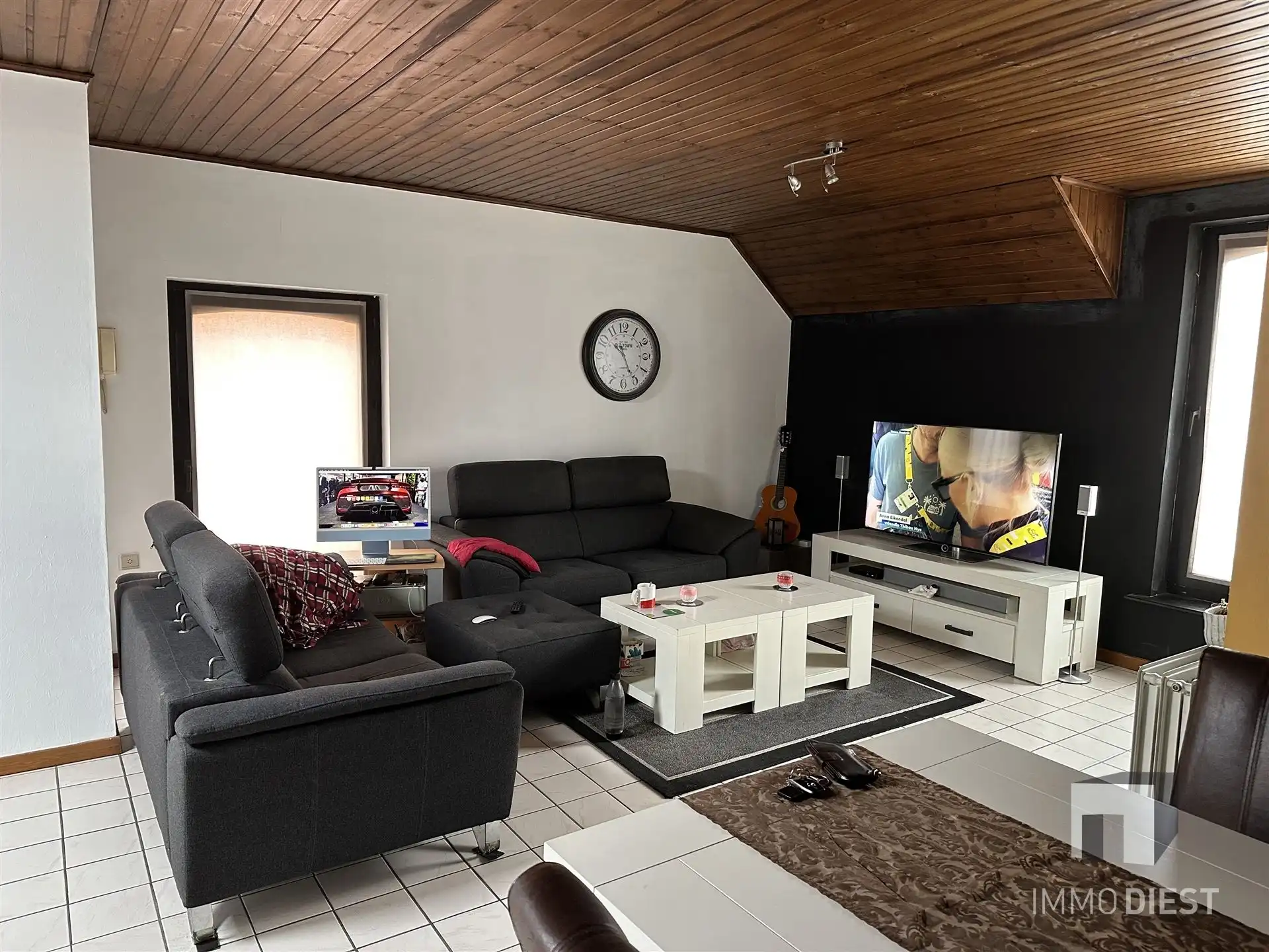 Handelshuis of woning met parking/tuin achteraan foto 22