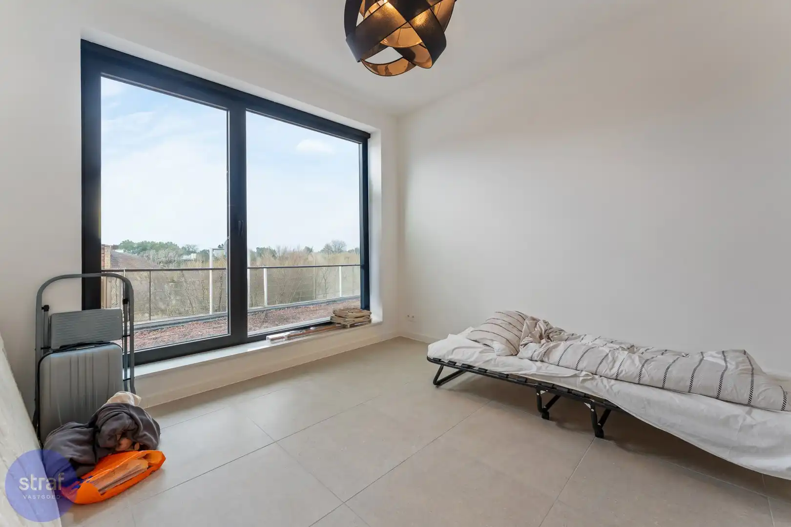 Gezellig duplexappartement met 2 slaapkamers en 2 terrassen foto 7