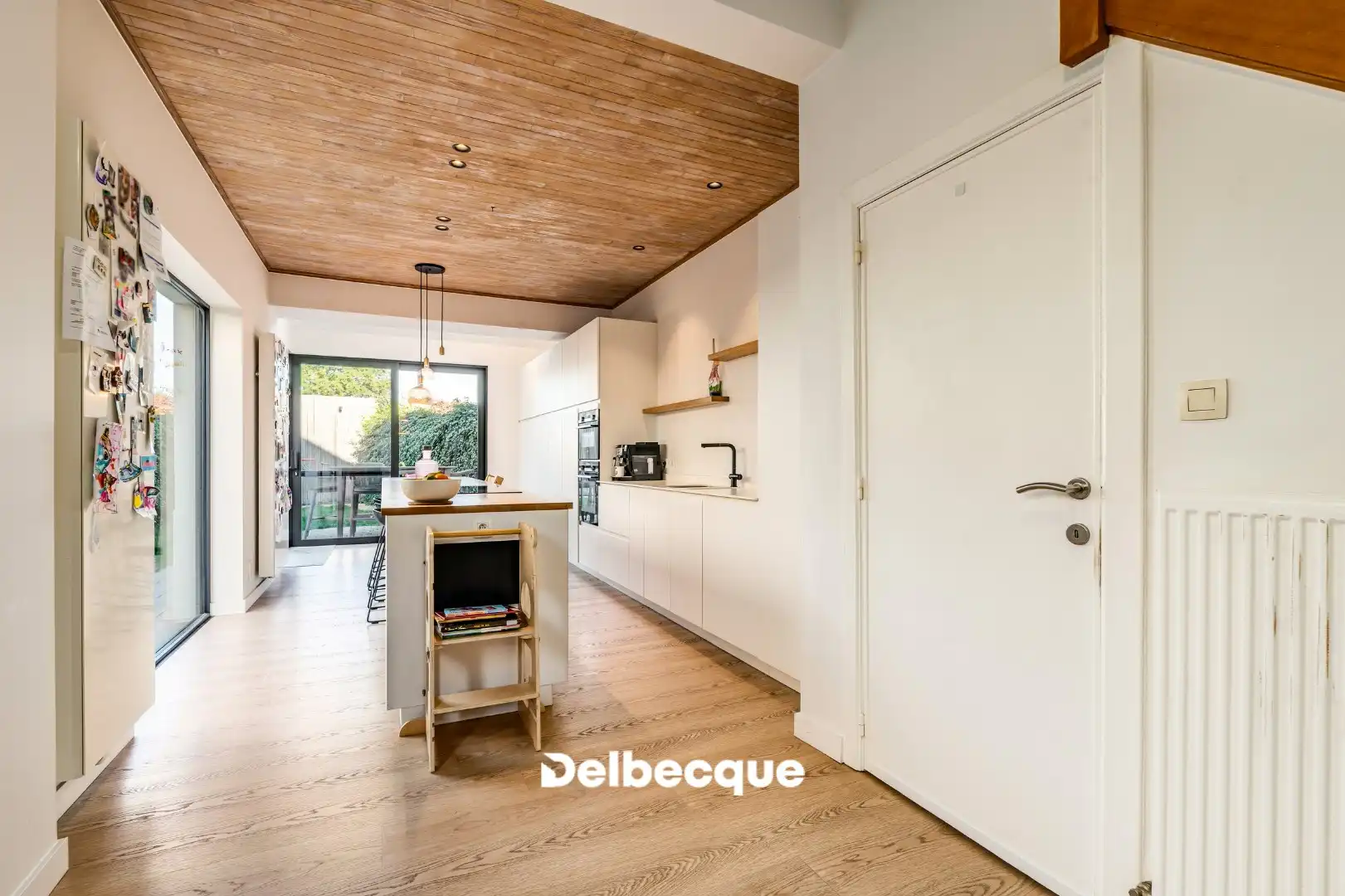 Instapklare halfopen woning in topbuurt te Sint-Andries foto 4