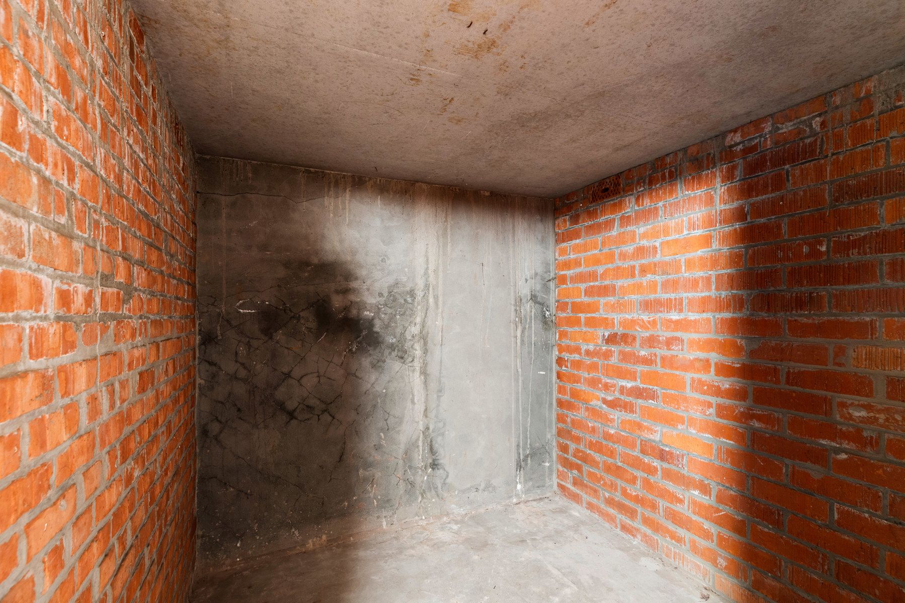 Ruim 2 slpk. zicht-appartement met garagebox foto 16