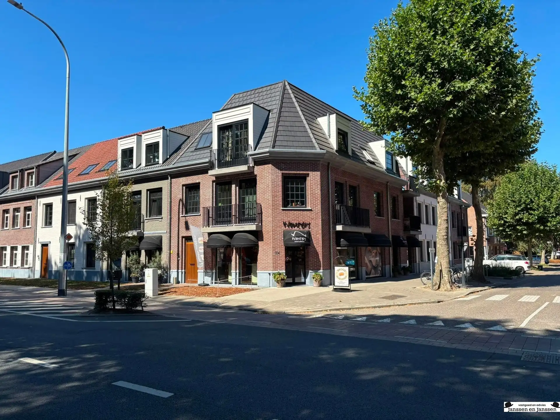 Stijlvol afgewerkt appartement met 2slpks en terras in het centrum van Gooreind (ca.100m²) foto 34
