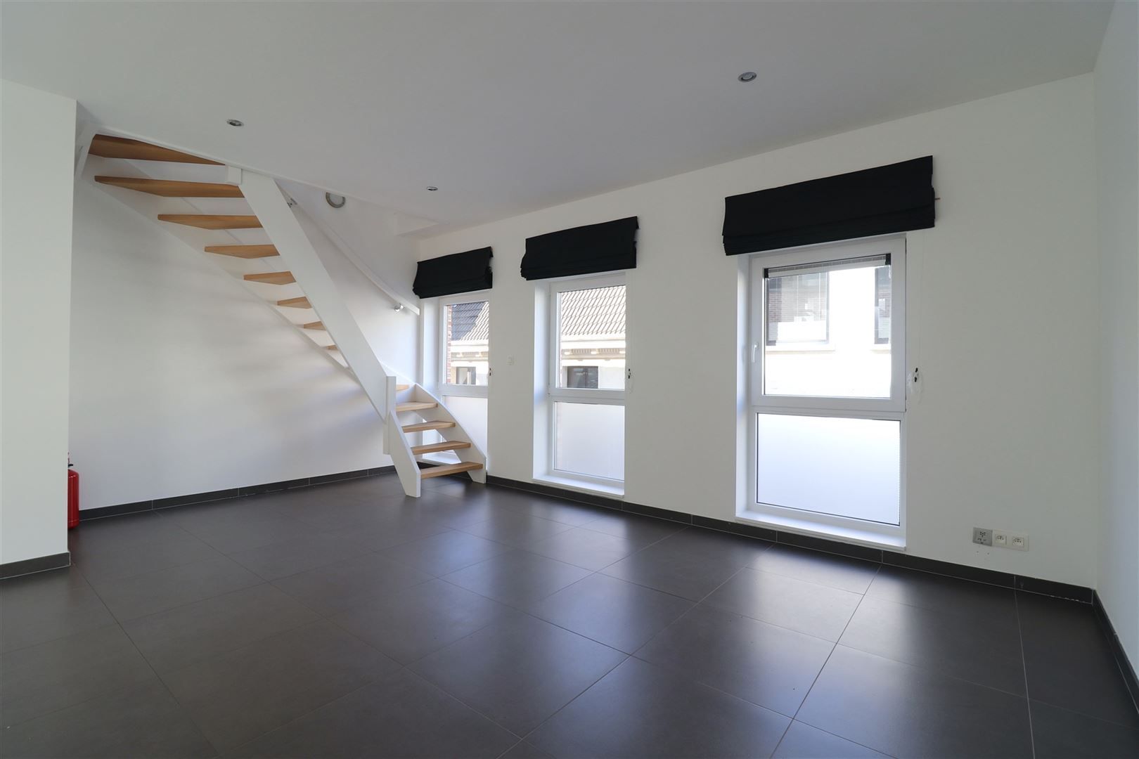 Moderne flat met terras foto 3