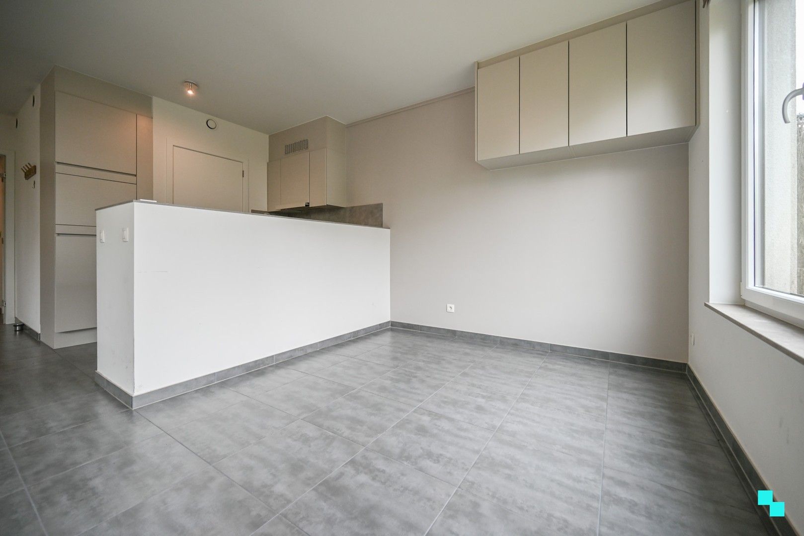Energiezuinig tweeslaapkamer appartement met tuin te Izegem foto 11