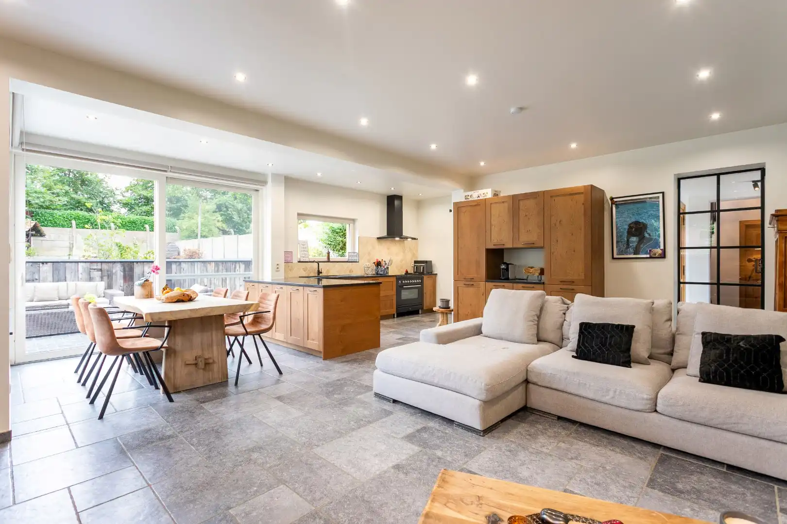 Charmante woning met 3 à 4 slpk en tuin te Halle foto 6
