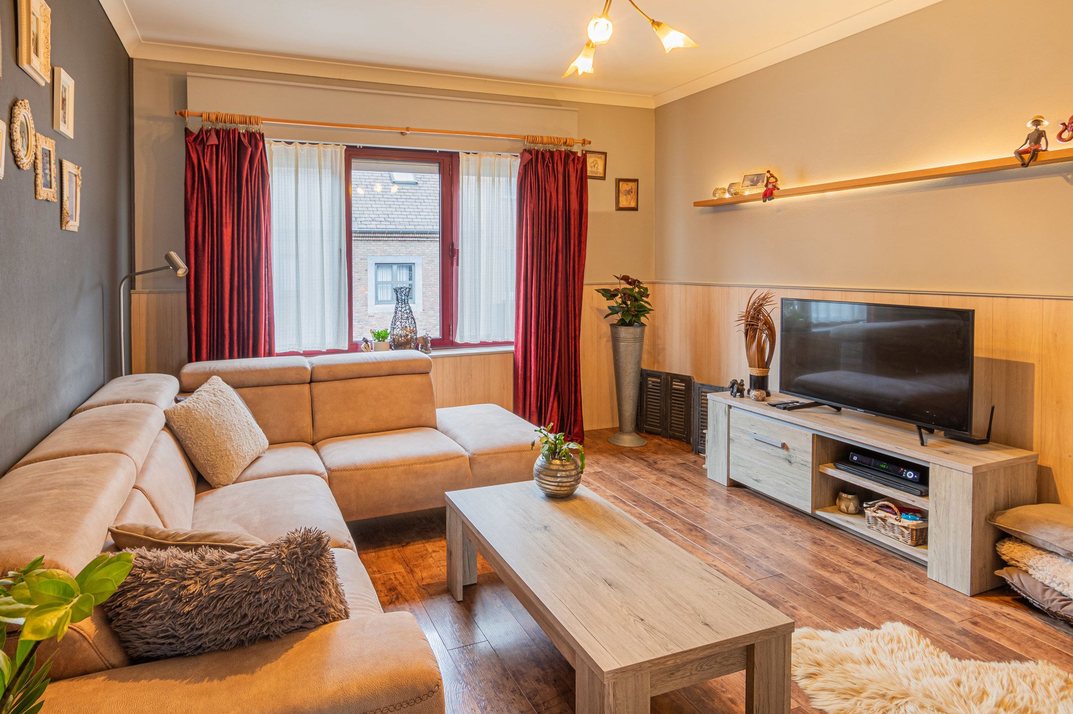 Handelshuis in hartje Willebroek foto 27