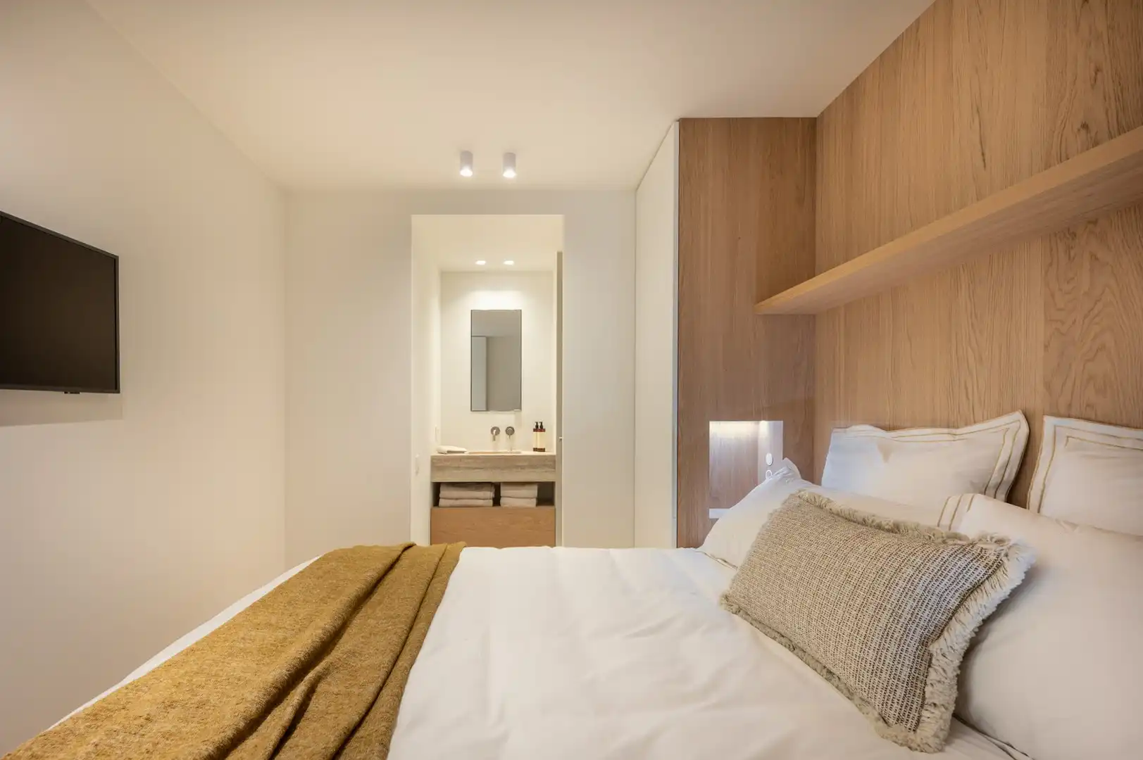 Lichtrijk, gerenoveerd appartement met uitzicht op het Lichttorenplein. foto 16