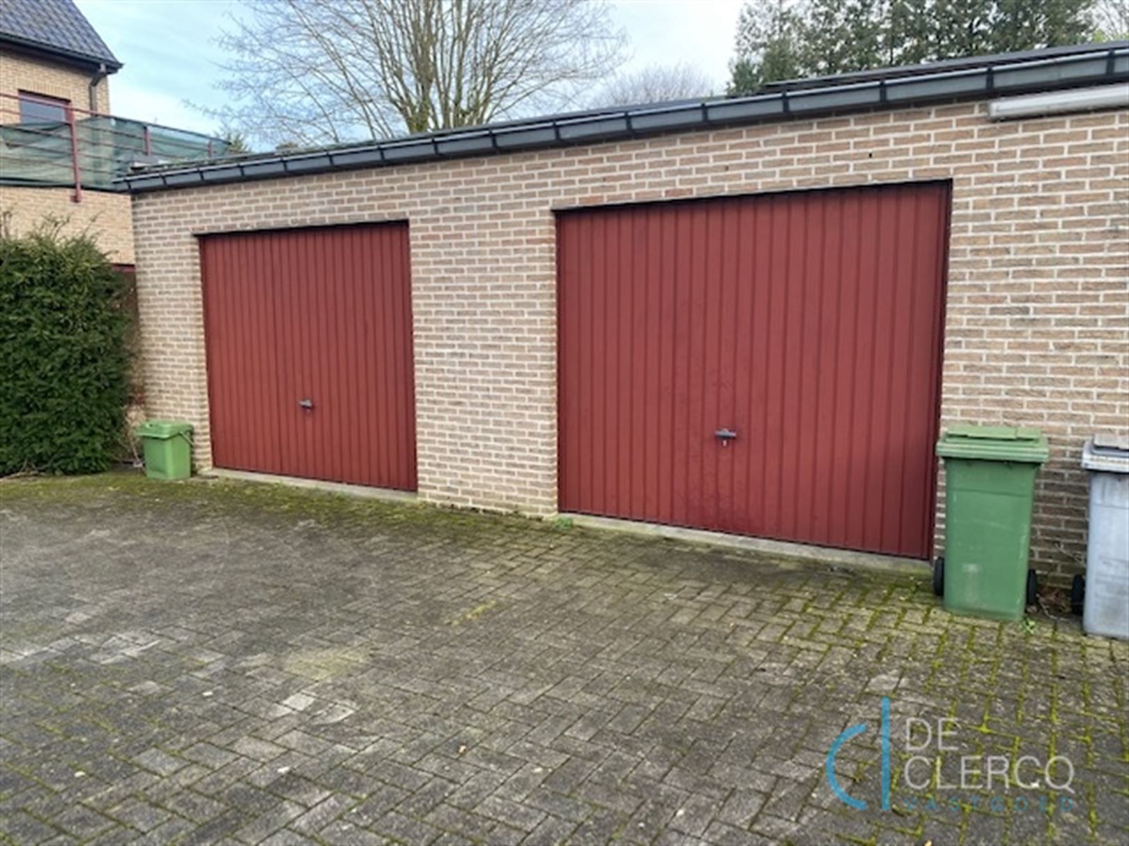 Grote opbrengsteigendom met 3 units te koop in Lochristi!  foto 4