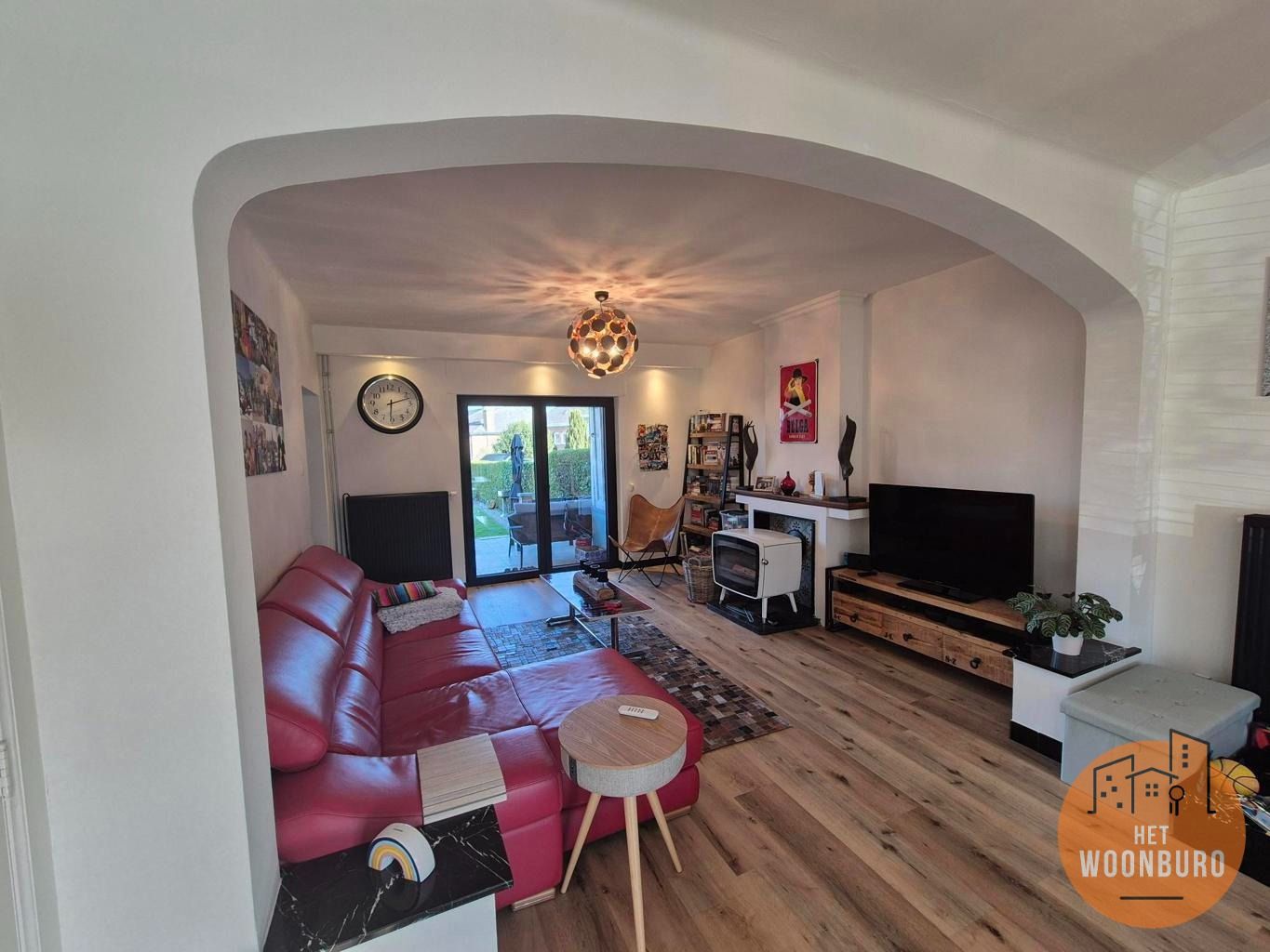 Gemeubelde woning (HOB) met garage en tuin foto 3
