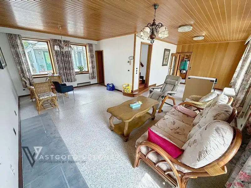 Ruime gezinswoning met zorgwoning in Genk-Centrum foto 2