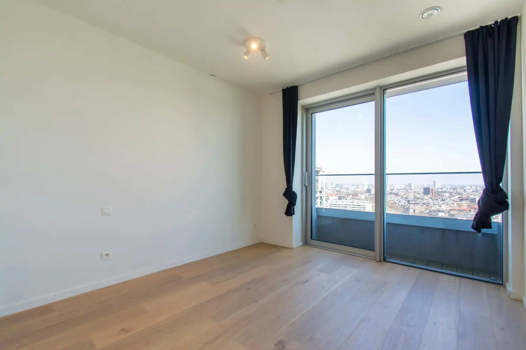 Gezellig 2-slaapkamer app. met groot terras foto 14