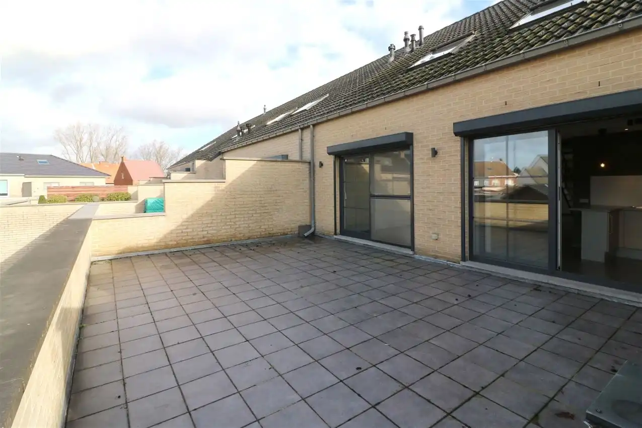 Duplex met groot terras, twee slpk en afgesloten garage foto 12