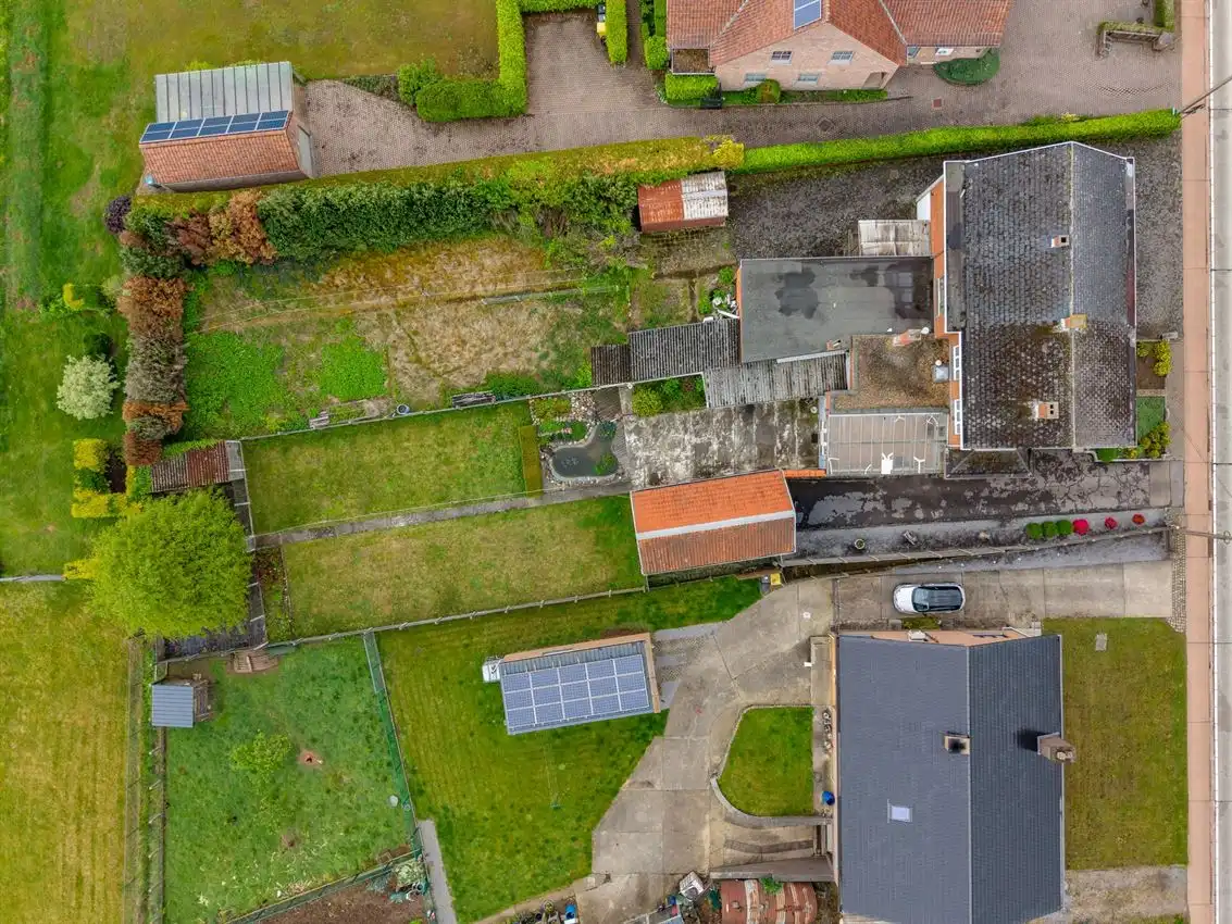 Woning met 3 slaapkamers, veranda en ruime tuin foto 43