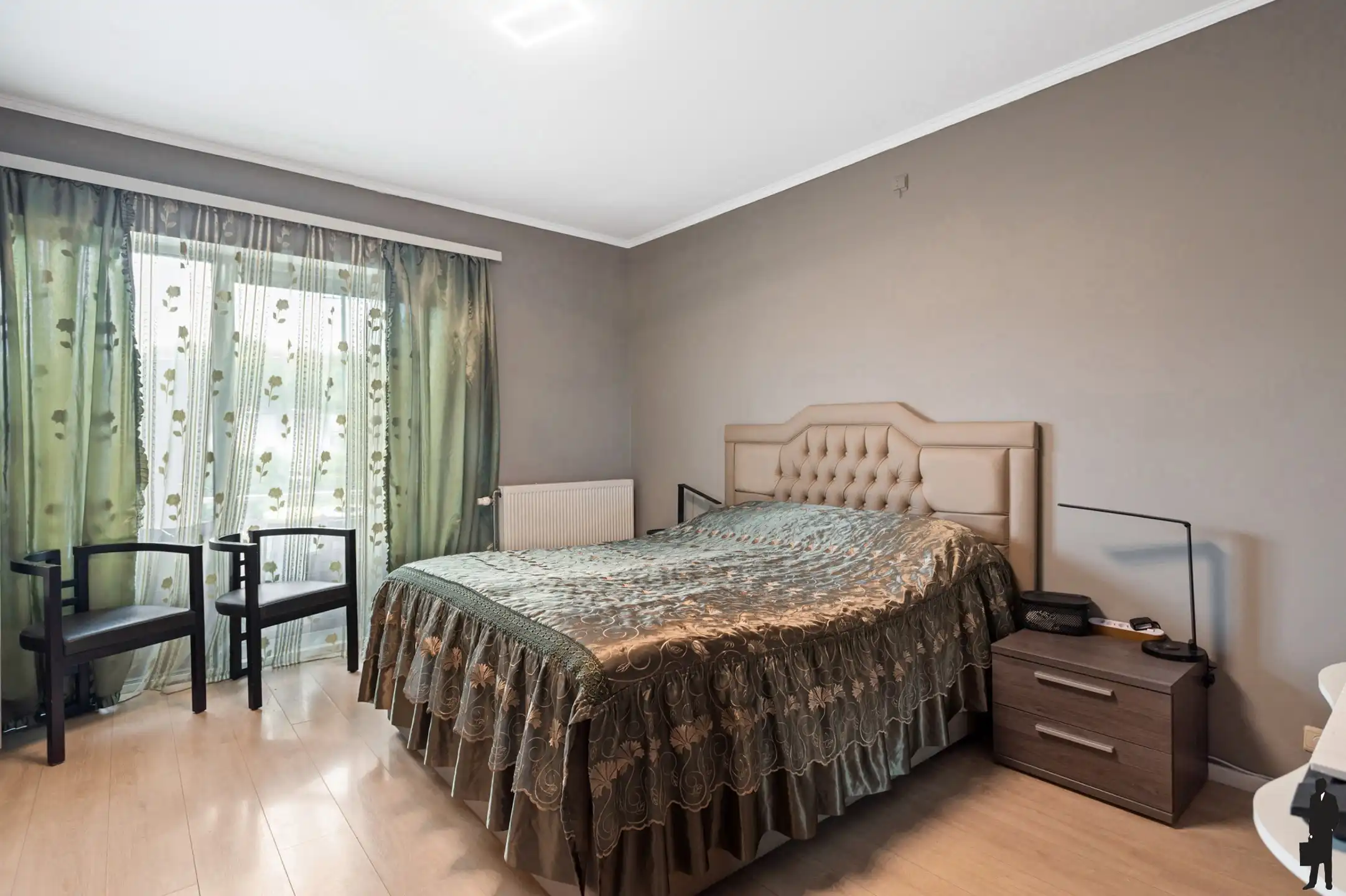 Appartementsgebouw op top-locatie te koop foto 36