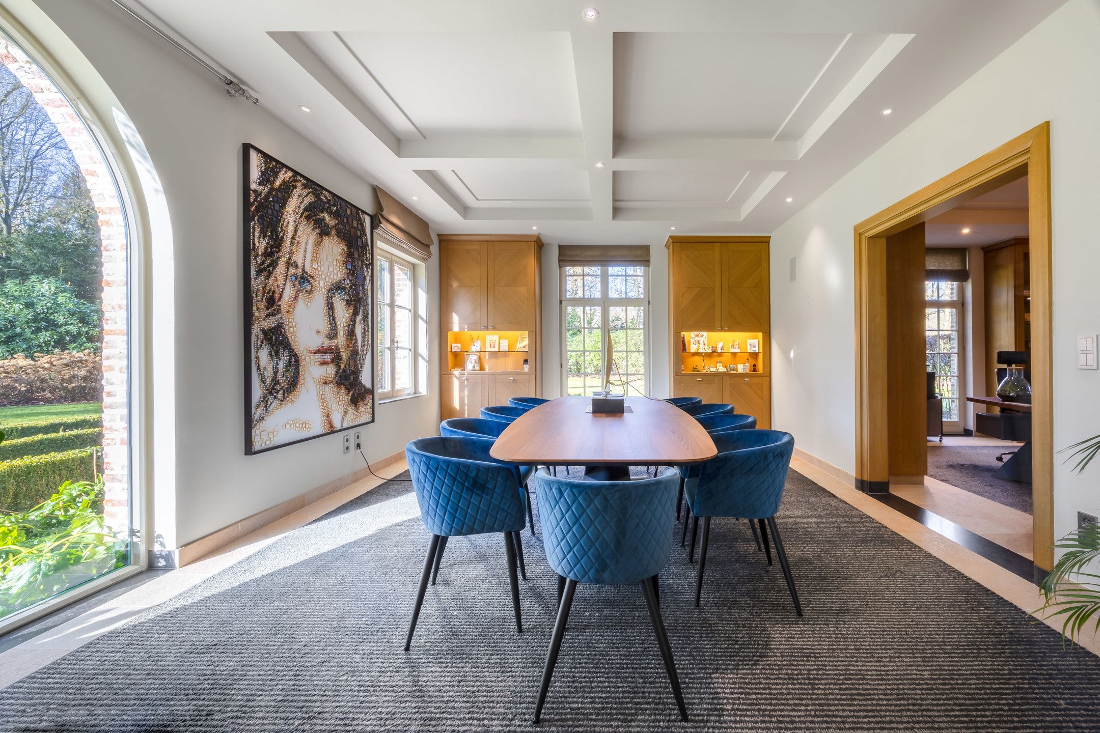Exclusieve kasteelhoeve met zwembad op 2,7 ha grond, grenzend aan natuurgebied foto 22