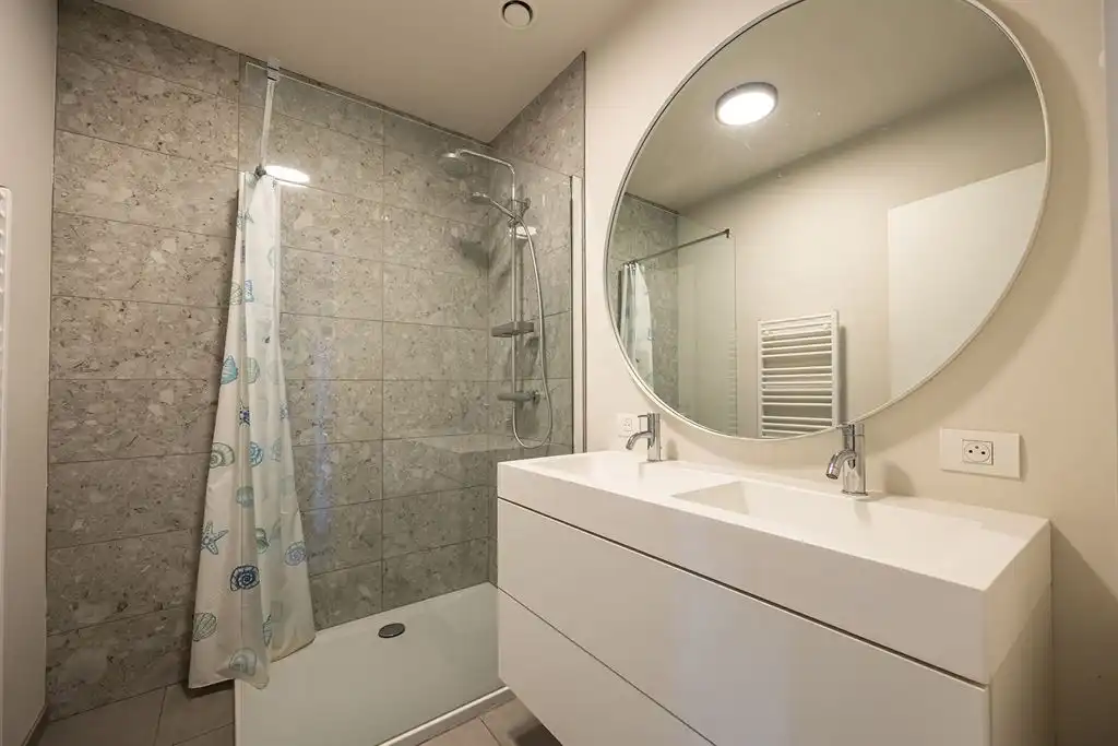 Recent appartement met groen zicht en P foto 12