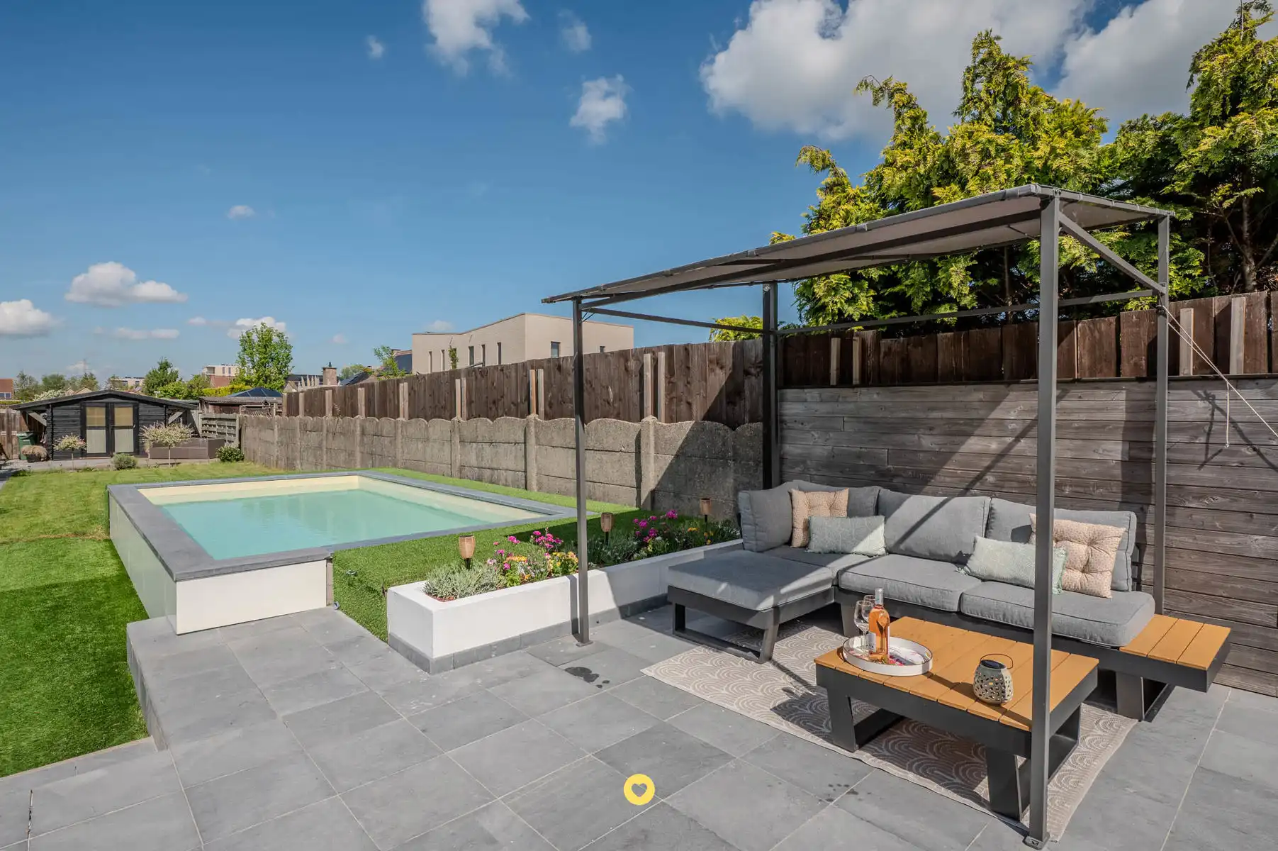 Gerenoveerde woning met 4 SLK's  en tuin met zwembad (EPC A) foto 7