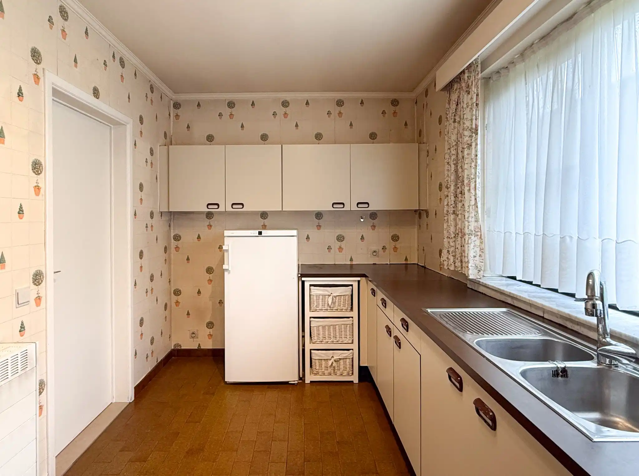 Ruim gelijkvloers appartement met tuin, garage en 3 kamers foto 9